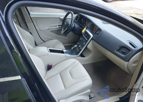 2014 Volvo S60 T5 from USA, damaged, VIN YV1612FS3E2277310